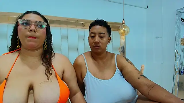 TiffantyAndStacy online show from September 2025 08:15:02 PM