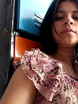 ValerieLove  online show from September 2025 07:09:02 PM