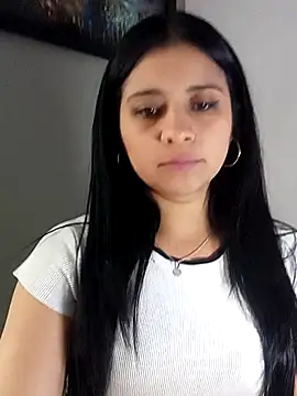 ValerieLove  online show from October 2025 07:18:01 PM