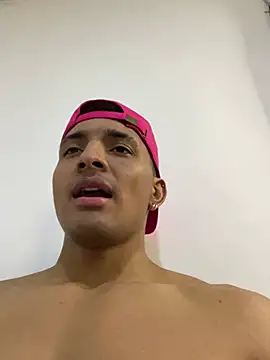 Snapshot of Smith_Fitness chatting on May 2026 02:53:01 PM Smith Fitness online show from May 2026 02:53:01 PM