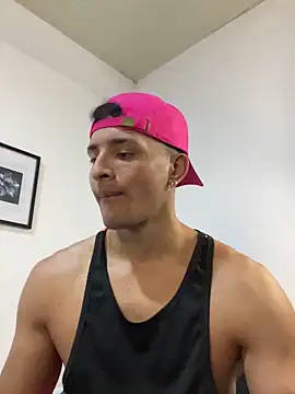 Snapshot of Smith_Fitness chatting on May 2026 03:17:01 PM Smith Fitness online show from May 2026 03:17:01 PM
