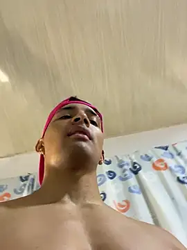 Snapshot of Smith_Fitness chatting on May 2026 04:06:02 PM Smith Fitness online show from May 2026 04:06:02 PM