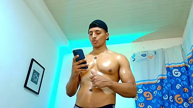 Snapshot of Smith_Fitness chatting on June 2026 01:01:02 PM Smith Fitness online show from June 2026 01:01:02 PM