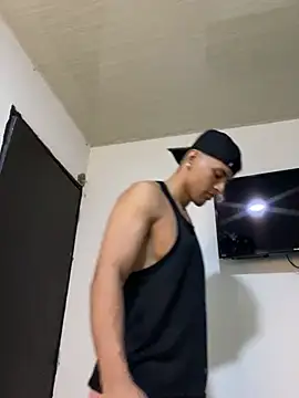 Snapshot of Smith_Fitness chatting on May 2026 01:17:02 PM Smith Fitness online show from May 2026 01:17:02 PM