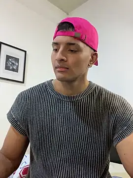 Snapshot of Smith_Fitness chatting on May 2026 01:47:02 PM Smith Fitness online show from May 2026 01:47:02 PM