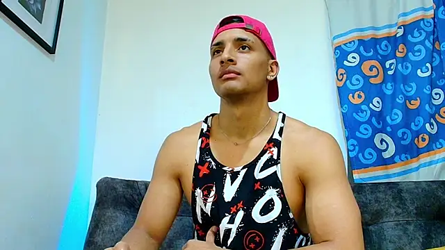 Snapshot of Smith_Fitness chatting on July 2026 11:14:01 AM Smith Fitness online show from July 2026 11:14:01 AM