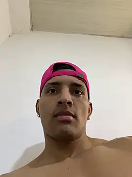 Snapshot of Smith_Fitness chatting on May 2026 03:32:02 PM Smith Fitness online show from May 2026 03:32:02 PM