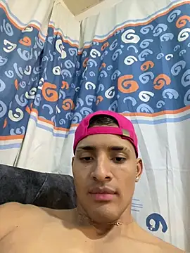 Snapshot of Smith_Fitness chatting on June 2026 07:52:02 PM Smith Fitness online show from June 2026 07:52:02 PM