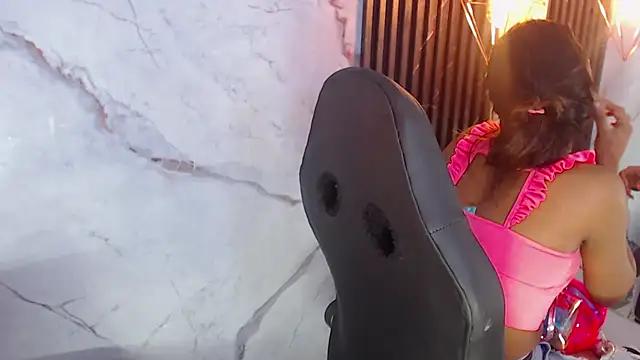 Penelopee Rouse online show from April 2026 07:09:01 PM