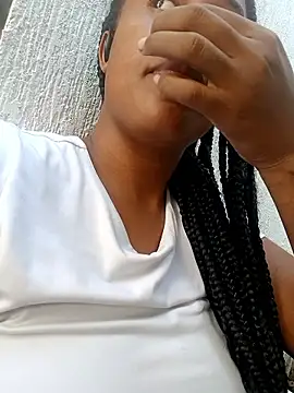 MoniqueMulberry online show from December 2025 07:09:02 PM