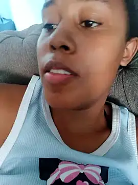 MoniqueMulberry online show from November 2025 07:39:01 PM