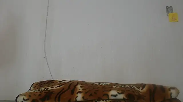 BeautyQueenX22 online show from June 2026 11:44:02 AM
