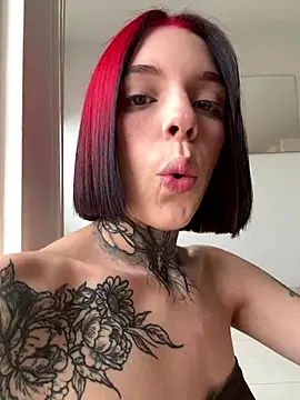 Meganreed  online show from December 2025 10:32:02 PM