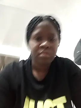 Snapshot of Megan_boobss chatting on September 2025 03:15:02 PM Megan boobss online show from September 2025 03:15:02 PM