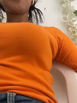 Snapshot of CaterinaRomano chatting on March 2026 01:56:01 PM CaterinaRomano online show from March 2026 01:56:01 PM
