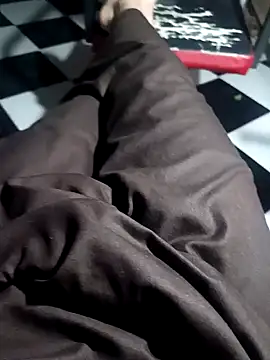 anis3g4 online show from October 2025 10:32:01 PM