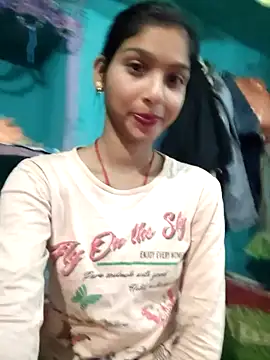 Snapshot of Yatiksha_Beby chatting on November 2025 05:44:01 AM Yatiksha Beby online show from November 2025 05:44:01 AM