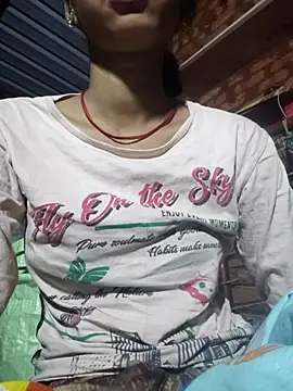 Yatiksha Beby online show from December 2025 03:38:02 PM