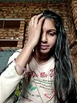 Snapshot of Yatiksha_Beby chatting on December 2025 04:11:02 AM Yatiksha Beby online show from December 2025 04:11:02 AM