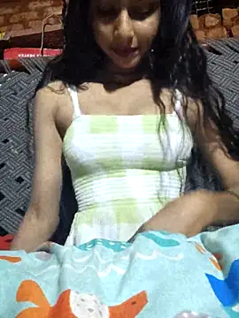 Yatiksha Beby online show from December 2025 01:47:02 PM