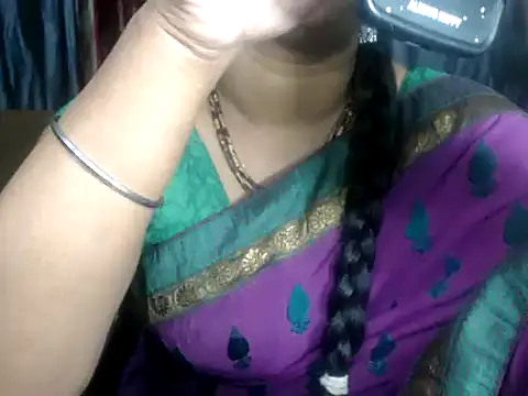 Snapshot of DearKimmi chatting on February 2025 08:45:02 PM DearKimmi online show from February 2025 08:45:02 PM