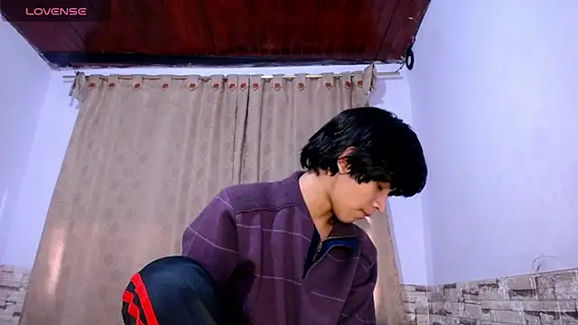 DaraKat18 online show from February 2026 10:20:01 PM