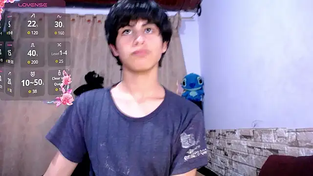 DaraKat18 online show from February 2026 10:09:01 PM