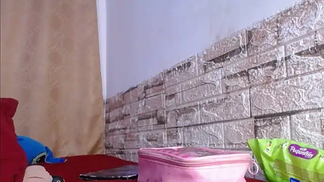 DaraKat18 online show from May 2026 10:41:02 PM