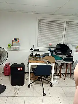tripping385 online show from October 2025 02:12:01 AM