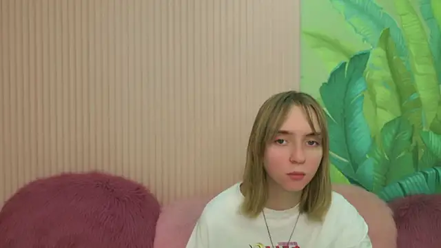 Beverly Gomes online show from September 2025 05:51:01 AM