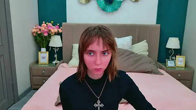 Beverly Gomes online show from October 2025 03:46:02 PM