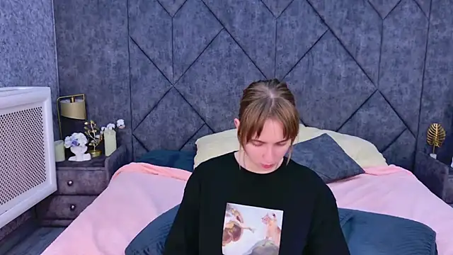 Beverly Gomes online show from October 2025 07:10:02 AM