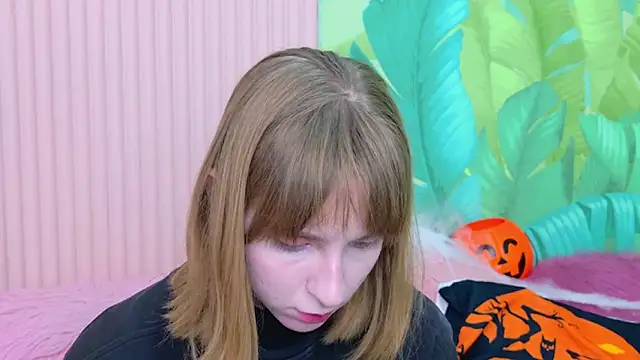 Beverly Gomes online show from October 2025 06:01:02 AM