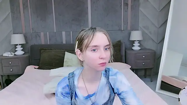 Beverly Gomes online show from September 2025 06:18:02 AM