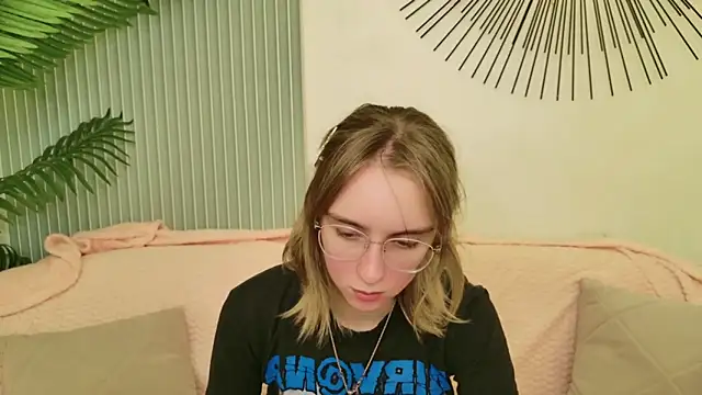 Beverly Gomes online show from September 2025 11:59:02 AM