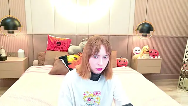 Beverly Gomes online show from October 2025 05:50:01 AM