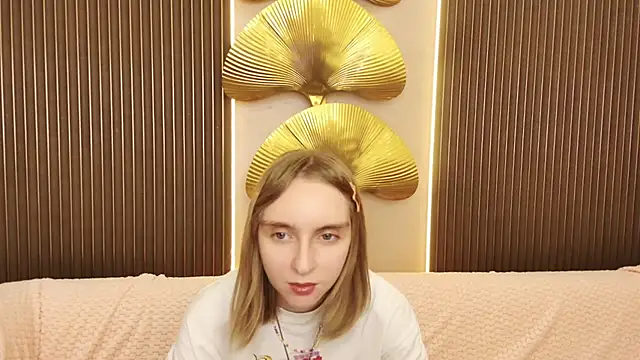 Beverly Gomes online show from September 2025 10:52:01 AM