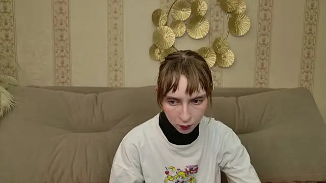 Beverly Gomes online show from October 2025 05:40:02 AM