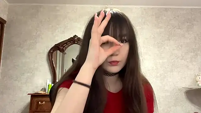 Pikmigirl18 online show from October 2025 09:44:02 AM