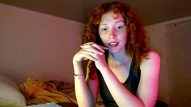 Snapshot of Myrosieposy chatting on March 2026 10:32:01 PM Myrosieposy online show from March 2026 10:32:01 PM