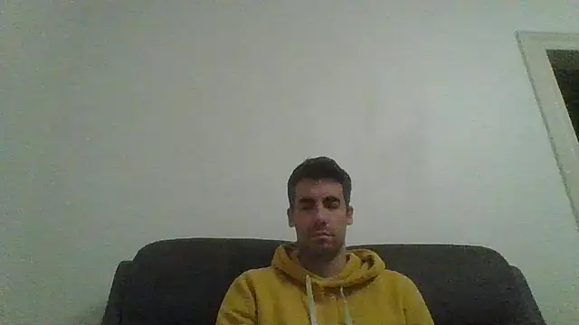 Snapshot of JulioIsHere4you chatting on October 2025 01:29:02 AM JulioIsHere4you online show from October 2025 01:29:02 AM