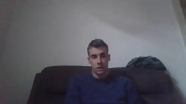 JulioIsHere4you online show from December 2025 12:52:02 PM