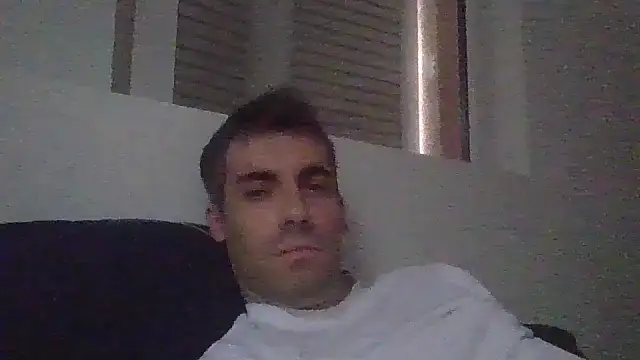 Snapshot of JulioIsHere4you chatting on November 2025 09:02:01 AM JulioIsHere4you online show from November 2025 09:02:01 AM