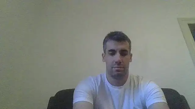 Snapshot of JulioIsHere4you chatting on October 2025 03:24:02 PM JulioIsHere4you online show from October 2025 03:24:02 PM