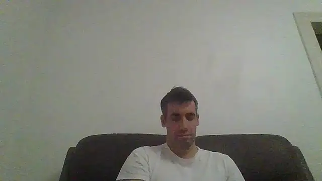 Snapshot of JulioIsHere4you chatting on November 2025 09:07:02 PM JulioIsHere4you online show from November 2025 09:07:02 PM