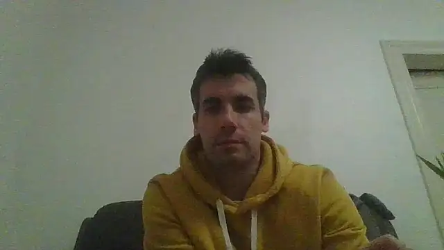 Snapshot of JulioIsHere4you chatting on November 2025 06:18:02 PM JulioIsHere4you online show from November 2025 06:18:02 PM