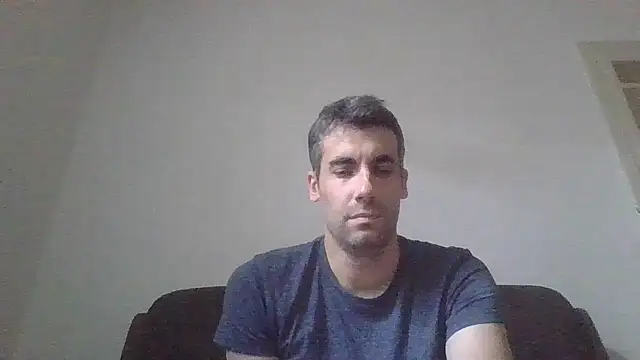 Snapshot of JulioIsHere4you chatting on November 2025 11:04:02 AM JulioIsHere4you online show from November 2025 11:04:02 AM