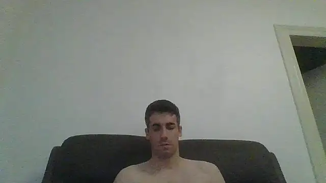 Snapshot of JulioIsHere4you chatting on September 2025 03:50:01 PM JulioIsHere4you online show from September 2025 03:50:01 PM