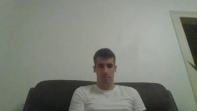 Snapshot of JulioIsHere4you chatting on November 2025 05:47:02 AM JulioIsHere4you online show from November 2025 05:47:02 AM