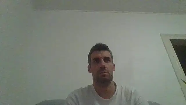 Snapshot of JulioIsHere4you chatting on October 2025 01:50:01 AM JulioIsHere4you online show from October 2025 01:50:01 AM